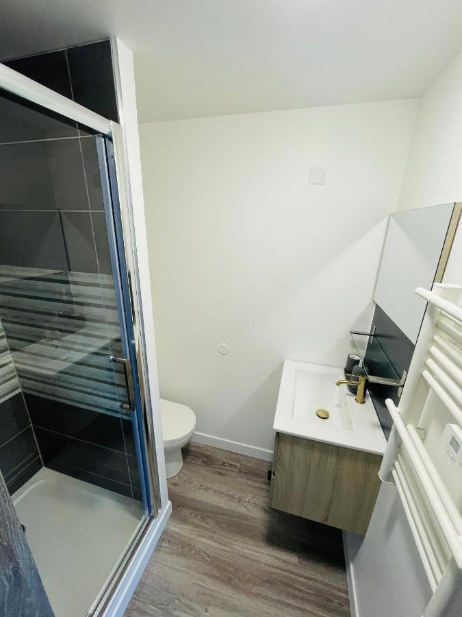 Studio 2 Spacieux Et Lumineux A La Gare De 로리앙 외부 사진